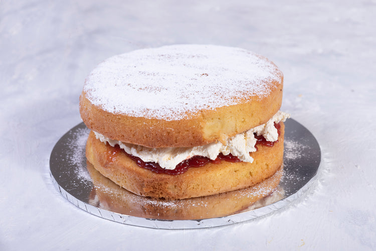 Large Victoria Sponge Cake