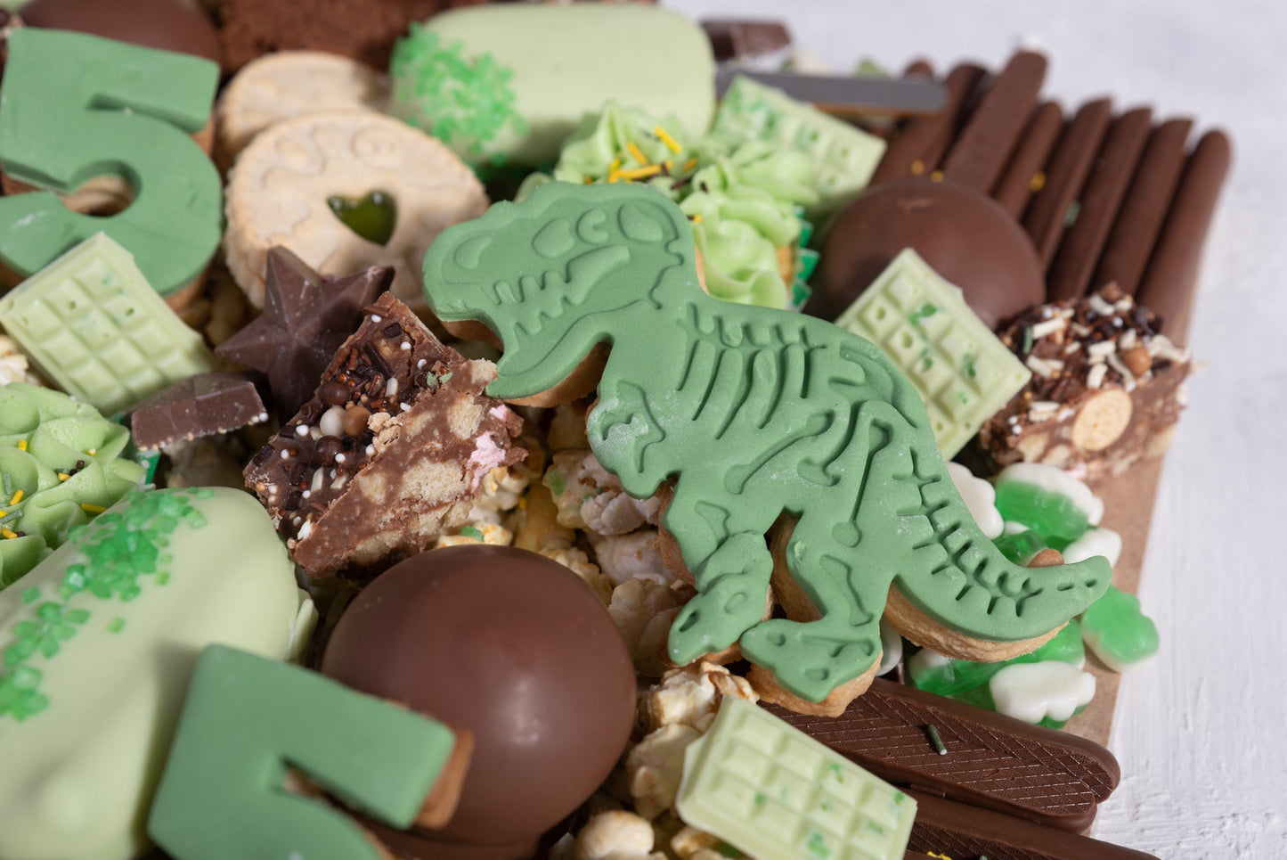 The Large Sweet One - Themed Platter
