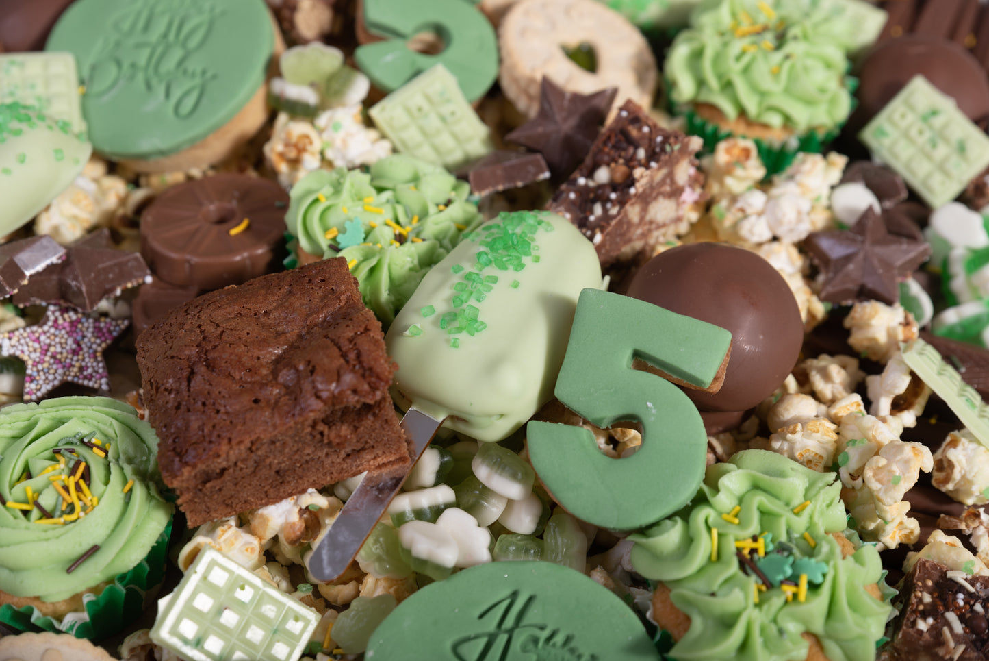 The Large Sweet One - Colour Themed Platter